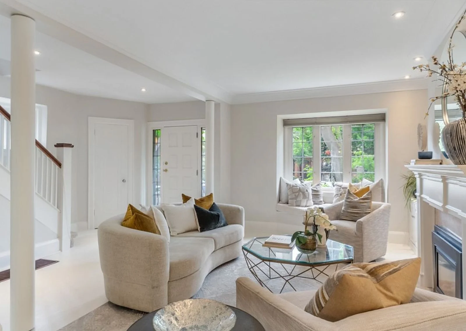 Lytton Park living room after a pre-listing repaint