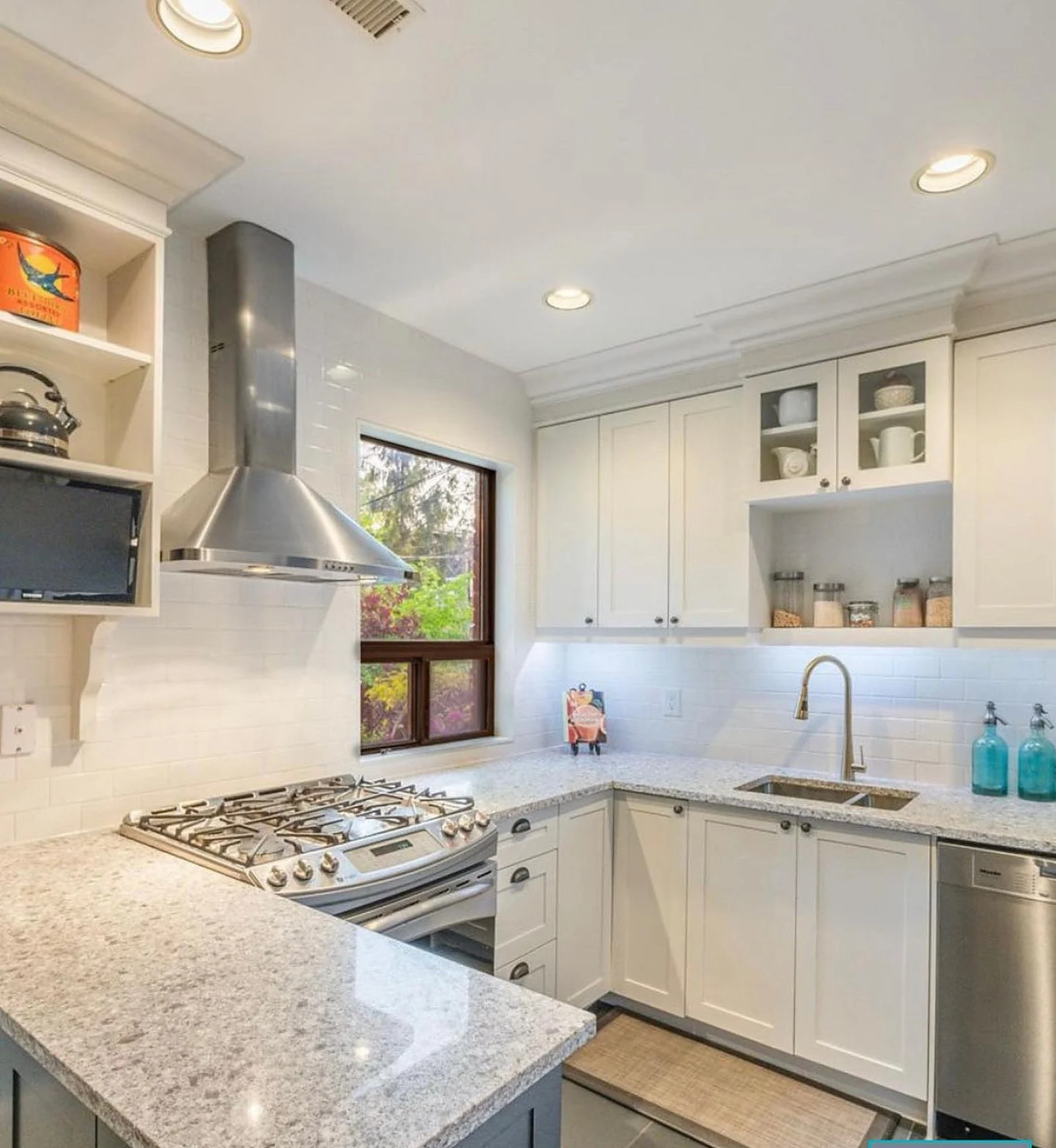 Riverdale white kitchen